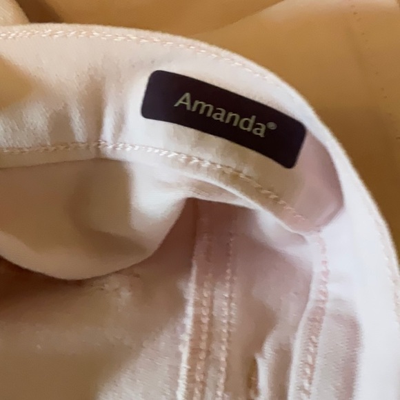 Gloria Vanderbilt Amanda Jeans - Picture 5 of 5